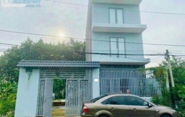 🏡 BÁN NHÀ 4 TẦNG – DIỆN TÍCH 220M² – NGANG 10M – CÓ SÂN VƯỜN – ĐƯỜNG NHỰA 5M