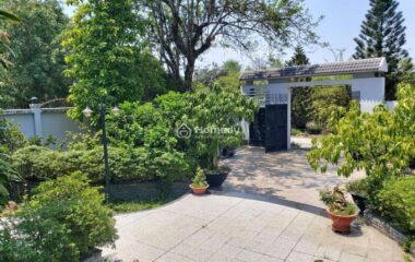 Cho thuê biệt thự sân vườn 120m2 Củ Chi thoáng mát