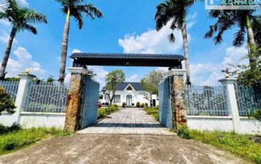 Biệt Thự – Sân Vườn- Thoáng Mát Gần Trung Tâm Sài Gòn 25km View Nghĩ Dưỡng